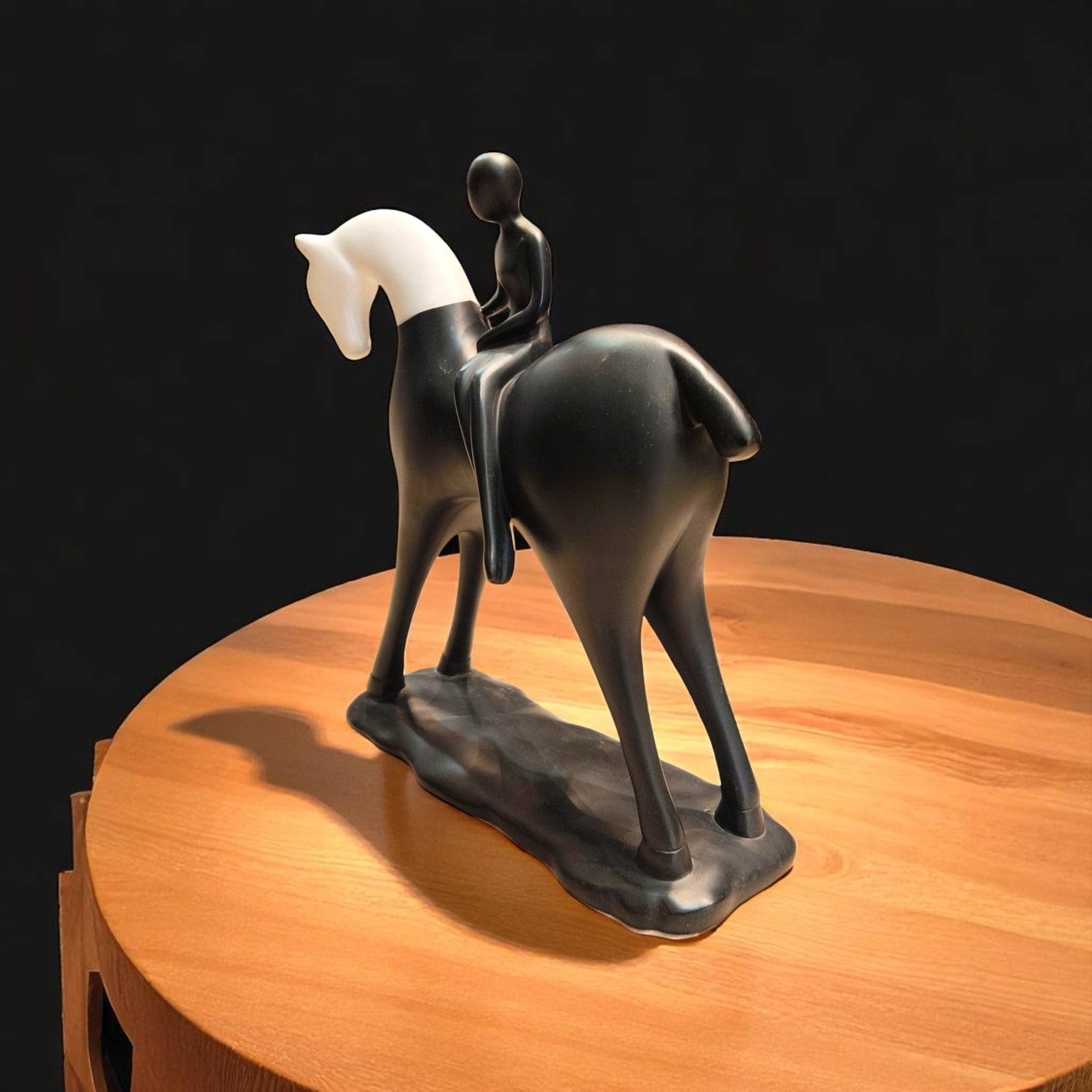 Home decor showpiece horse and rider side pose