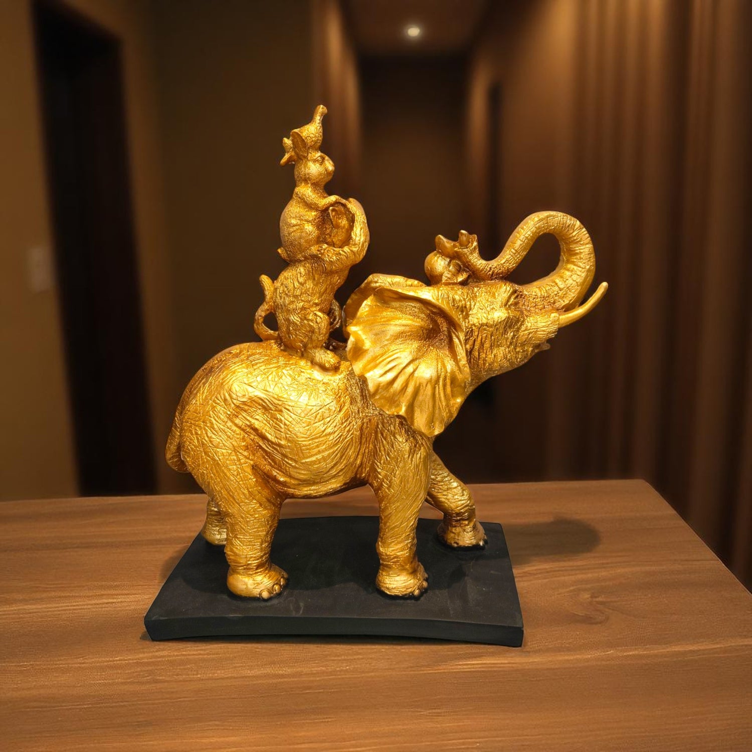 🐘 Golden Joy Elephant Family Showpiece – Symbol of Unity, Happiness & Strength | Made in India