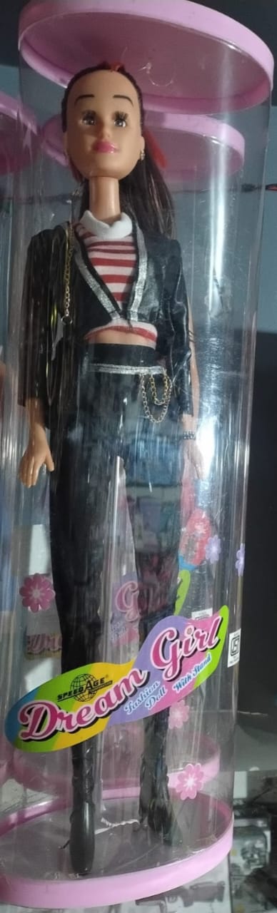 D4 DREAM GIRL DOLL