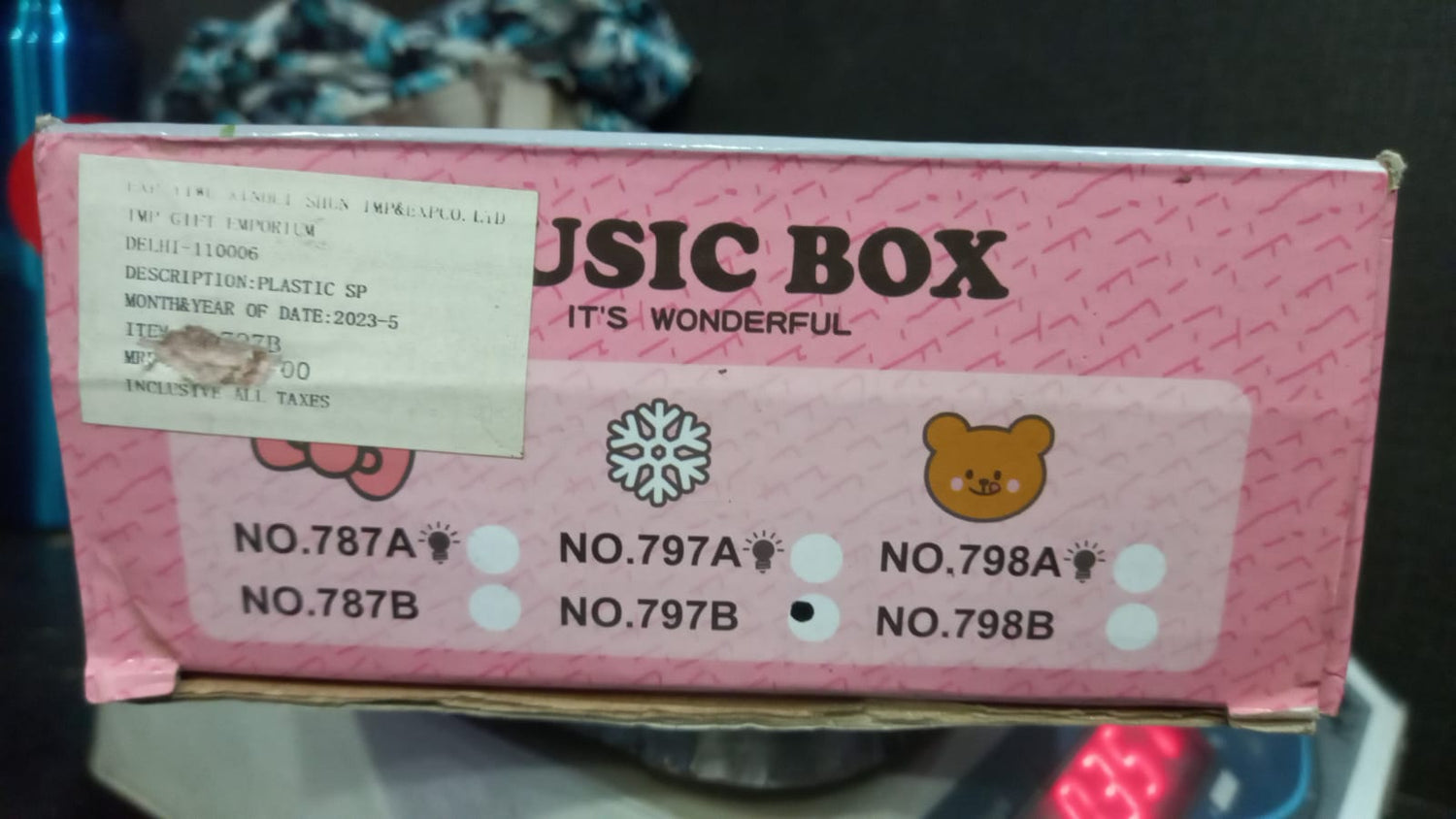 music box cherry baby - 355g - 15 x 7 x 16 -