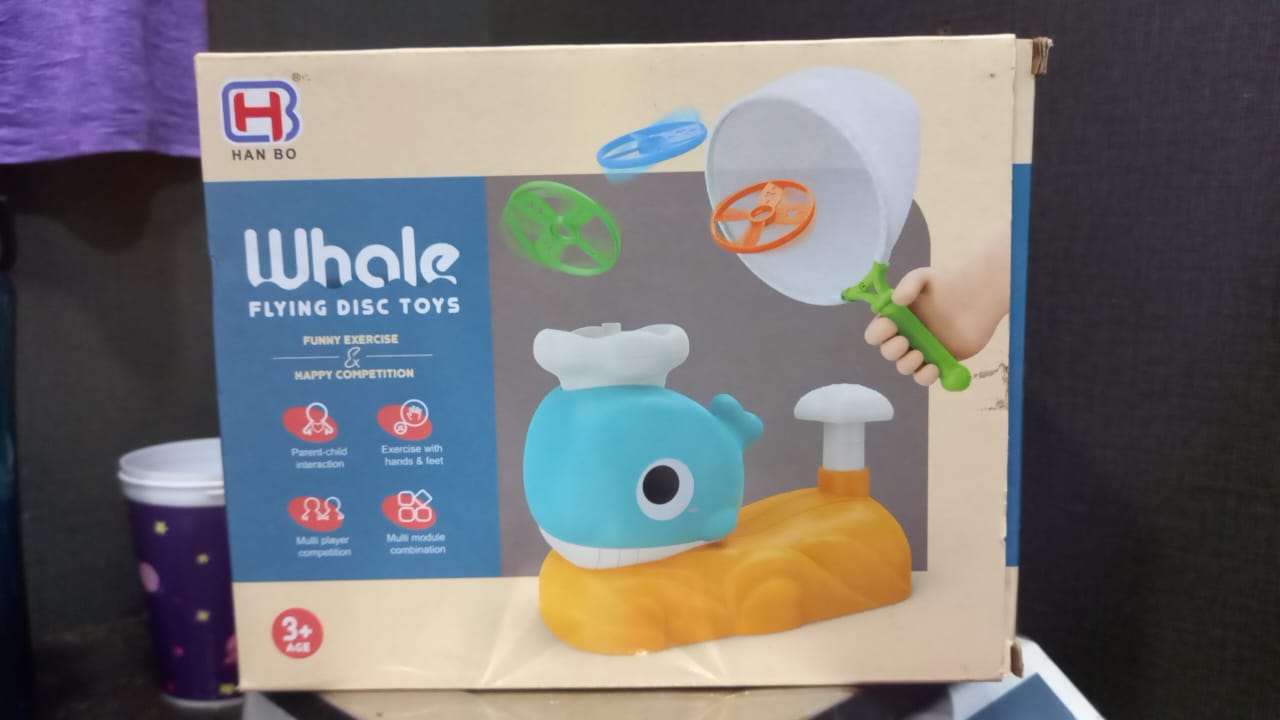 whale flying  disc  toys - 450g - 21.5 x 12.5 x 17.5
