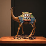 – Desert-style camel showpiece side profile left