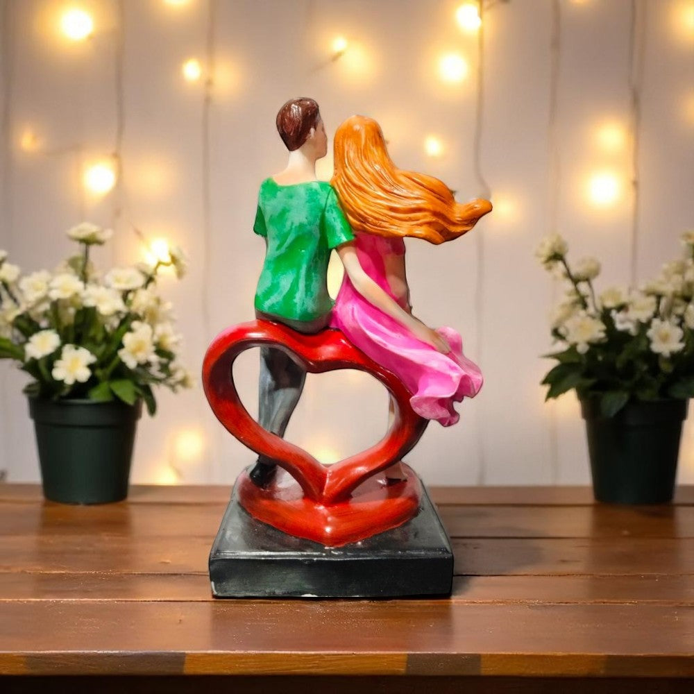 Rear view of romantic windy love couple showpiece – Motumal Giftwala Made in India